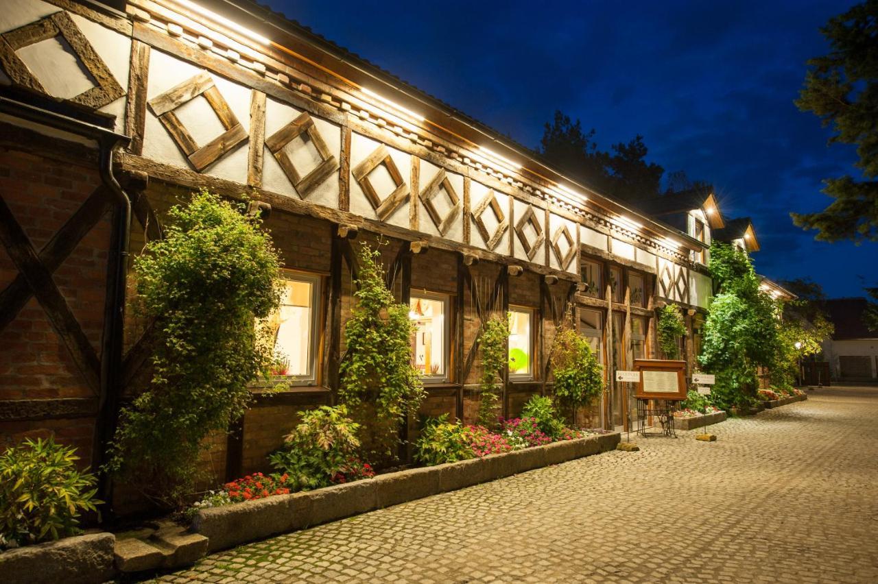 Hotel Siedem Drzew Biskupice  Exterior foto